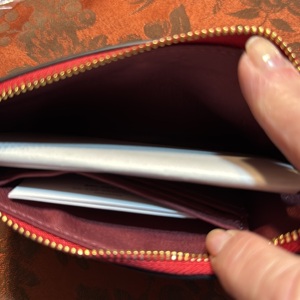 NWT Coach Cherry Red Leather Wristlet - Picture 3 of 8